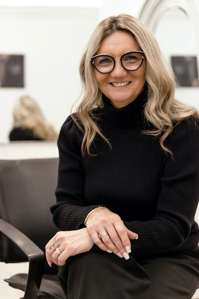 Bild der Inhaberin Friseurin Sanela Selman