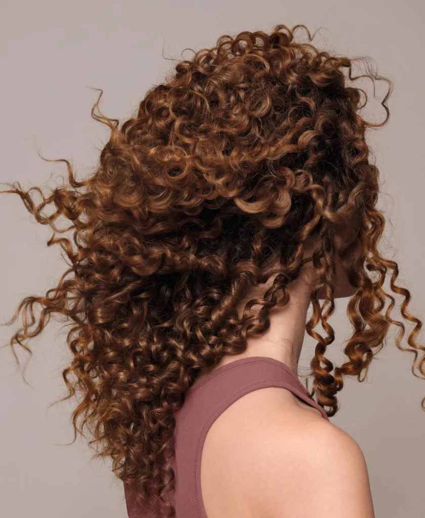 Dauerwelle mit Volumen und Locken – Friseur Selman München-Bogenhausen